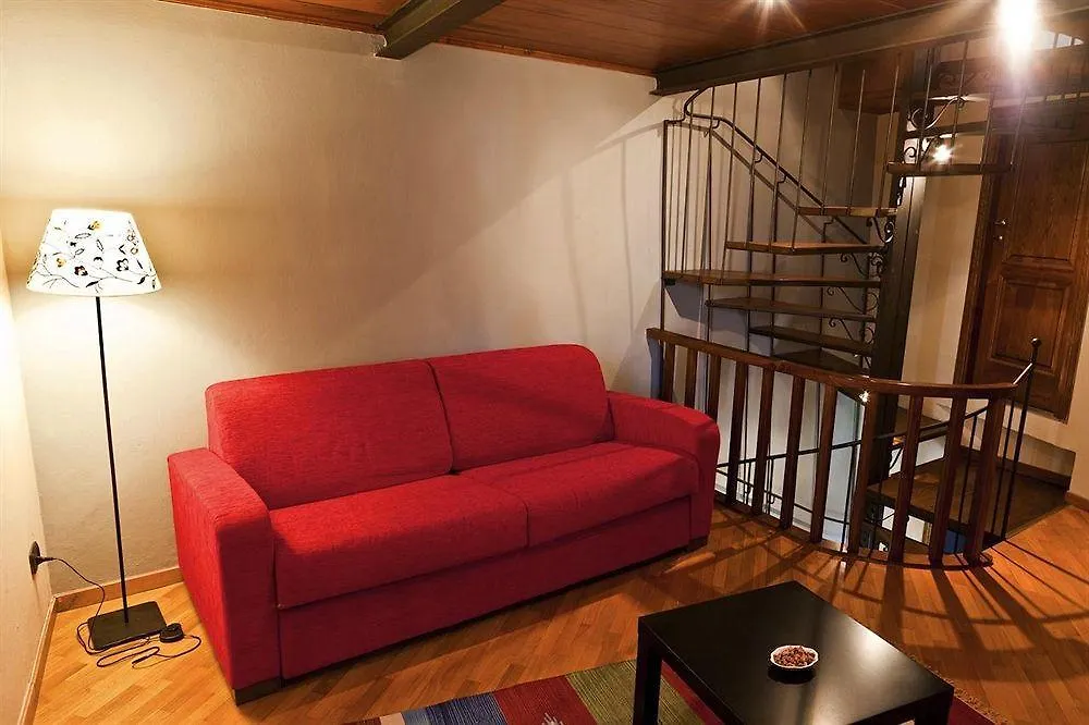 הוילה קסטיליון פיורנטינו La Casa Del Melograno בית נופש